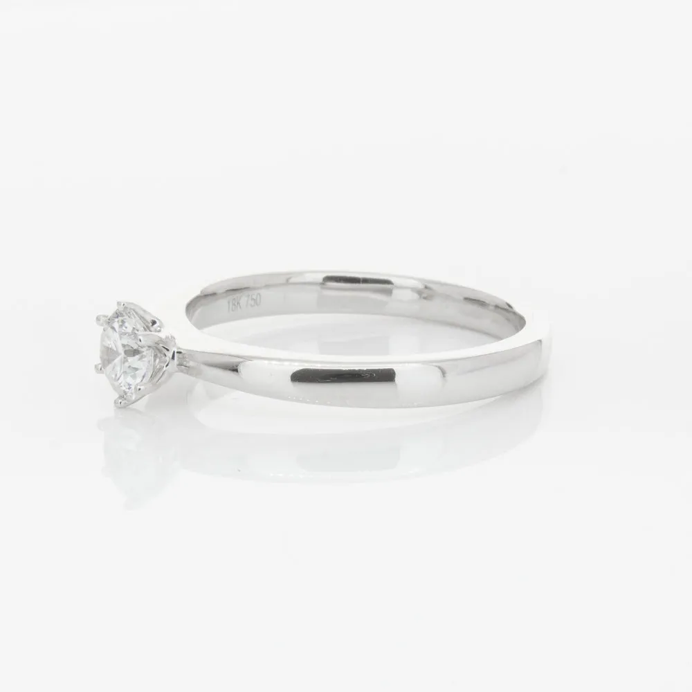 18ct White Gold .31ct Diamond Nova Ring