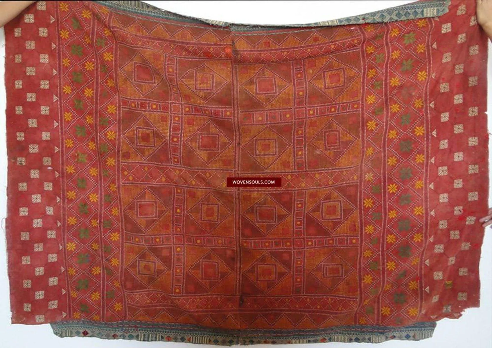 618 SOLD Old Bishnoi Shekhawati Wedding Odhana Shawl - Embroidery Bandhini Patterns