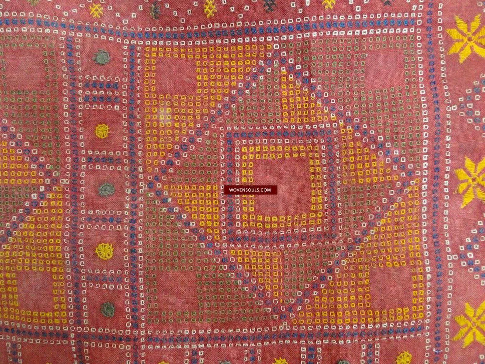 618 SOLD Old Bishnoi Shekhawati Wedding Odhana Shawl - Embroidery Bandhini Patterns