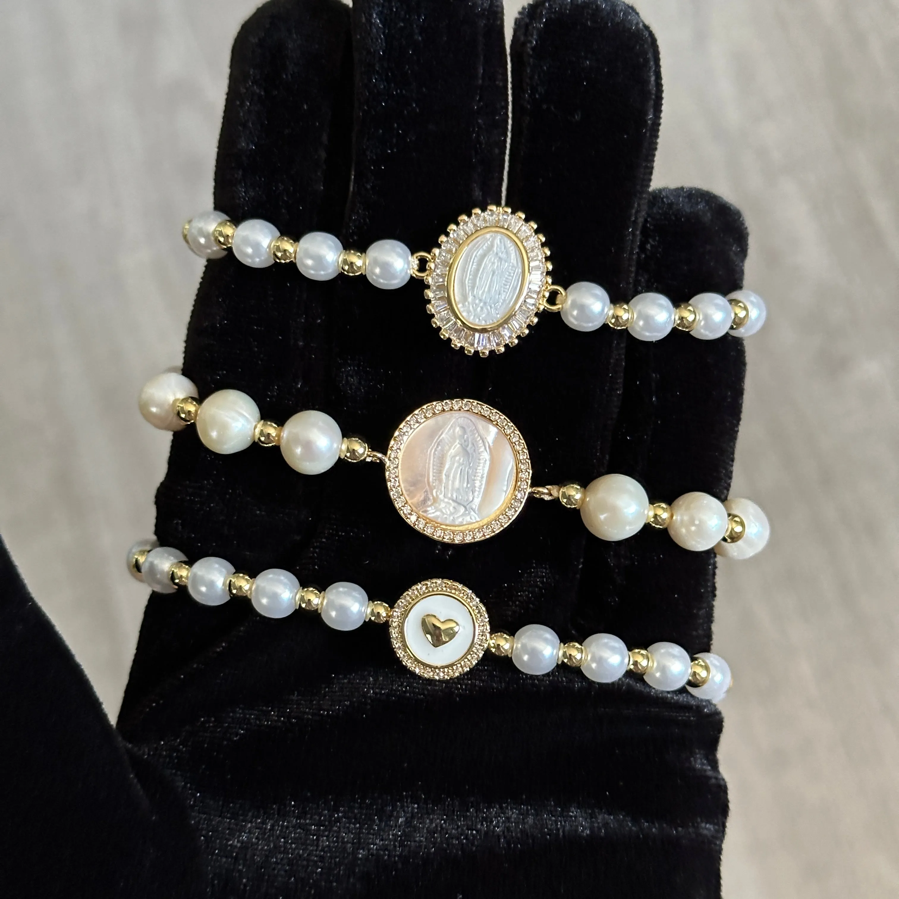 Adjustable Pearls Bracelet (1pc)