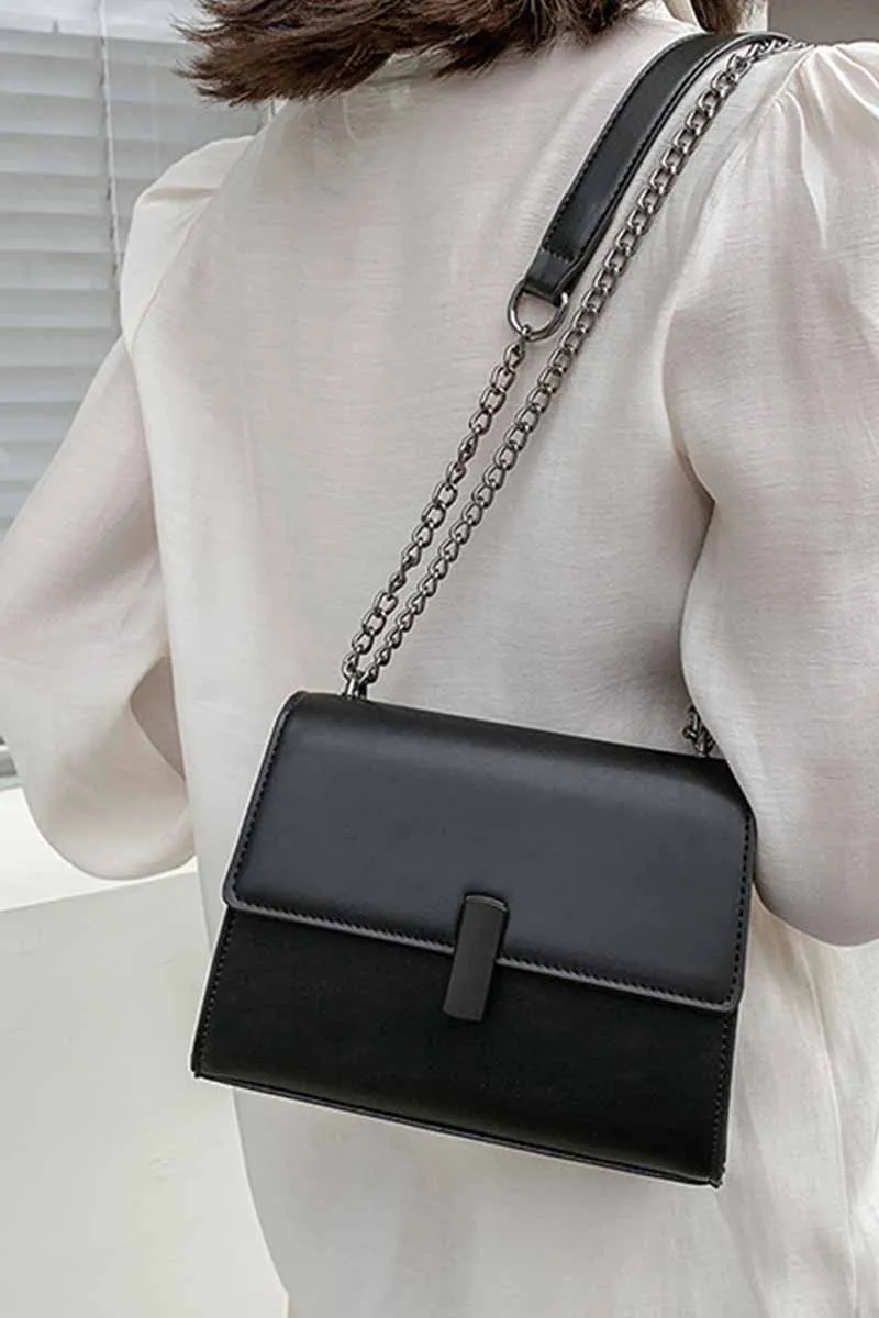 BLACK BUCKLE SIMPLE CHAIN BAG CWAB0484