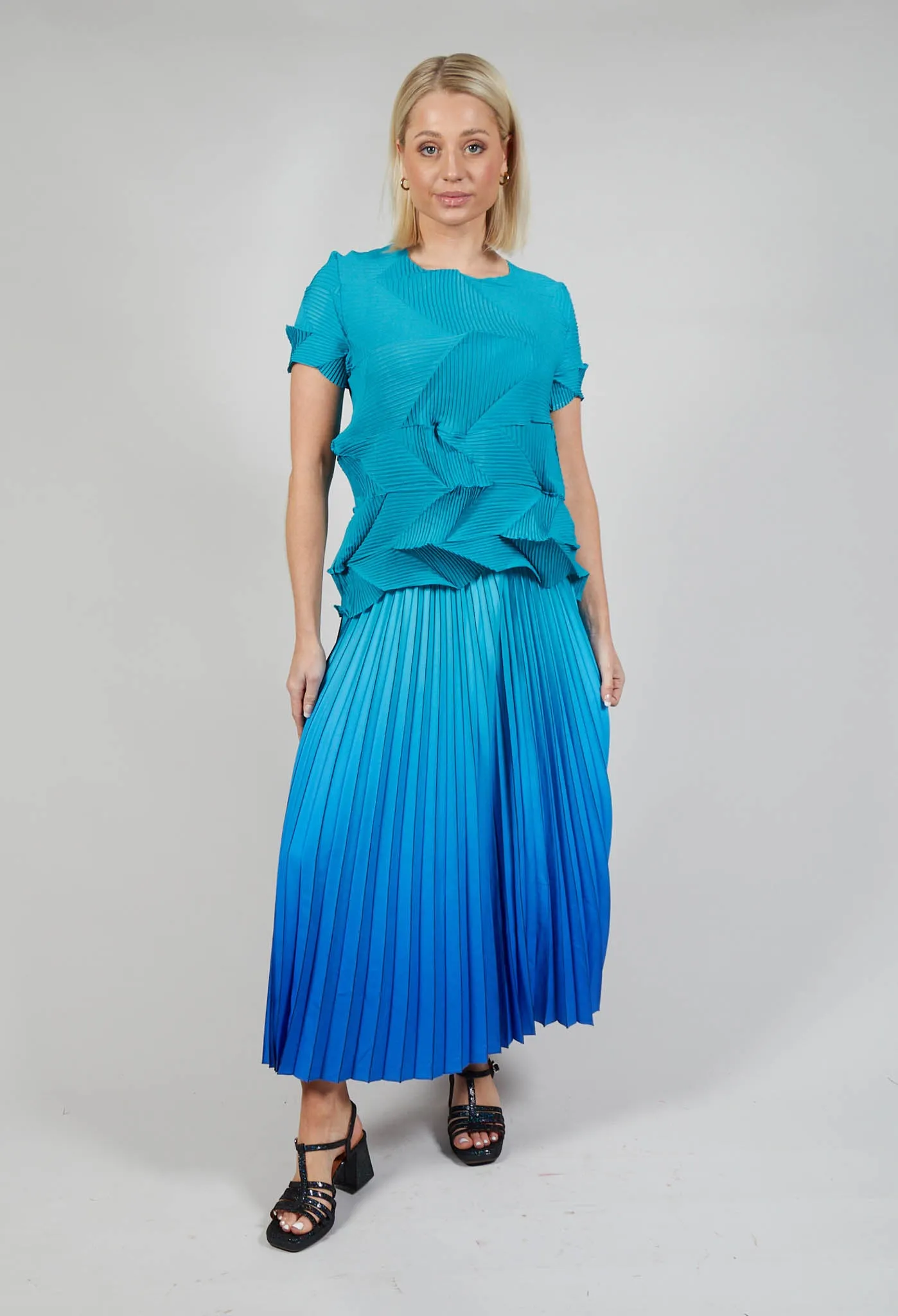 Boxy Skirt in Blue Bird and Dazzling Blue