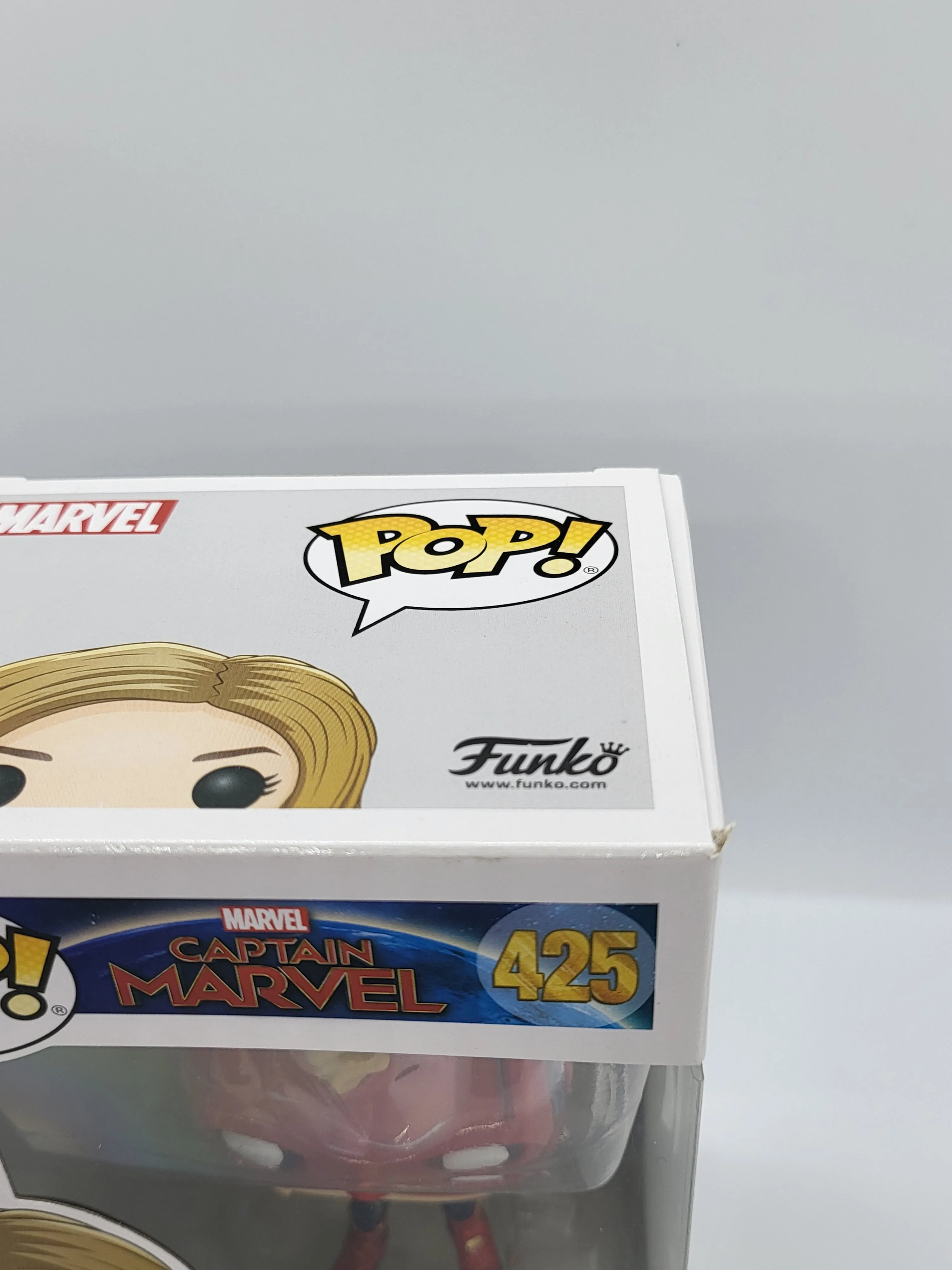 Captain Marvel - Captain Marvel #425 Chase Pop! Vinyl