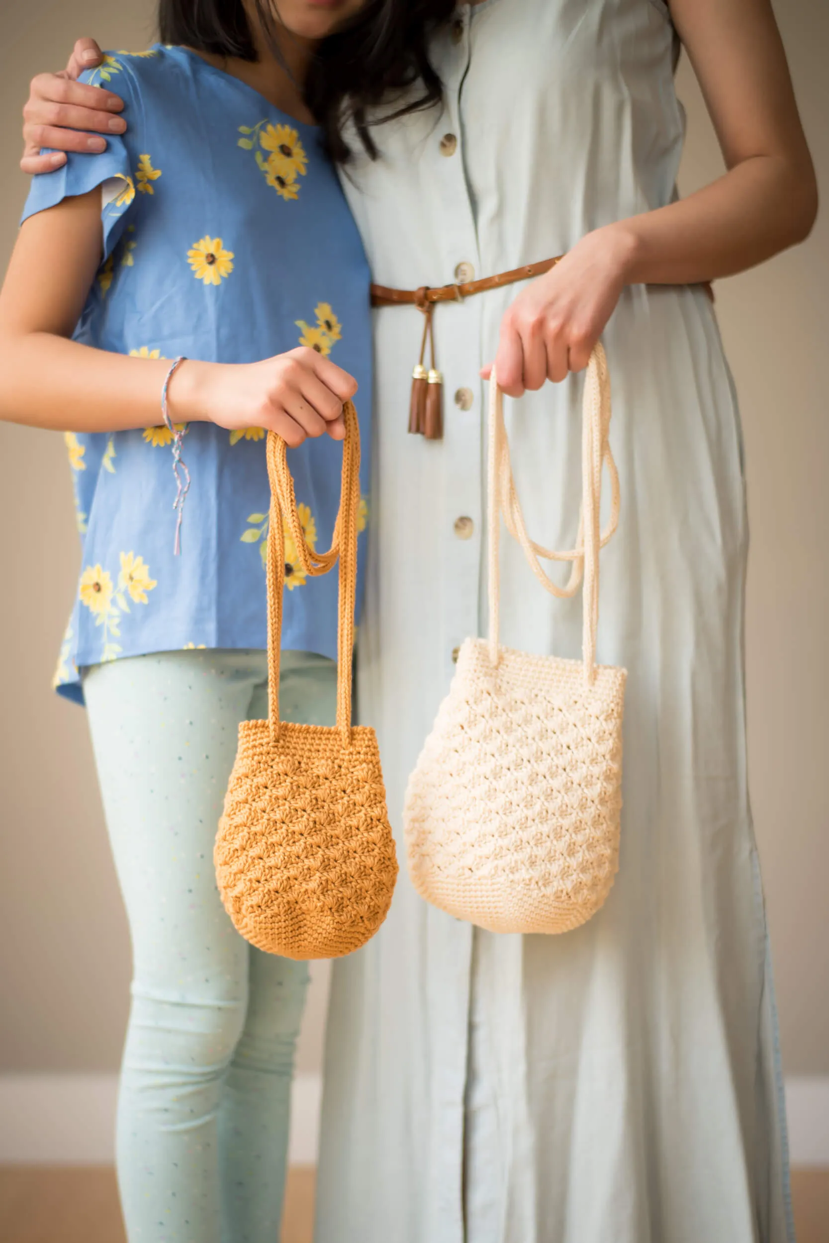 Crochet Kit - Rosette Drawstring Bag