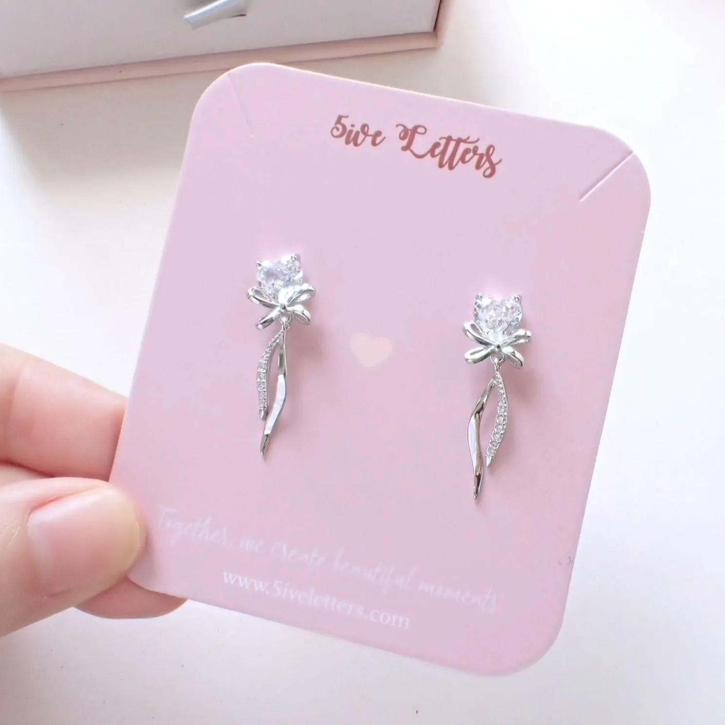 Dazzling Heart Dangling Earrings 925 Silver