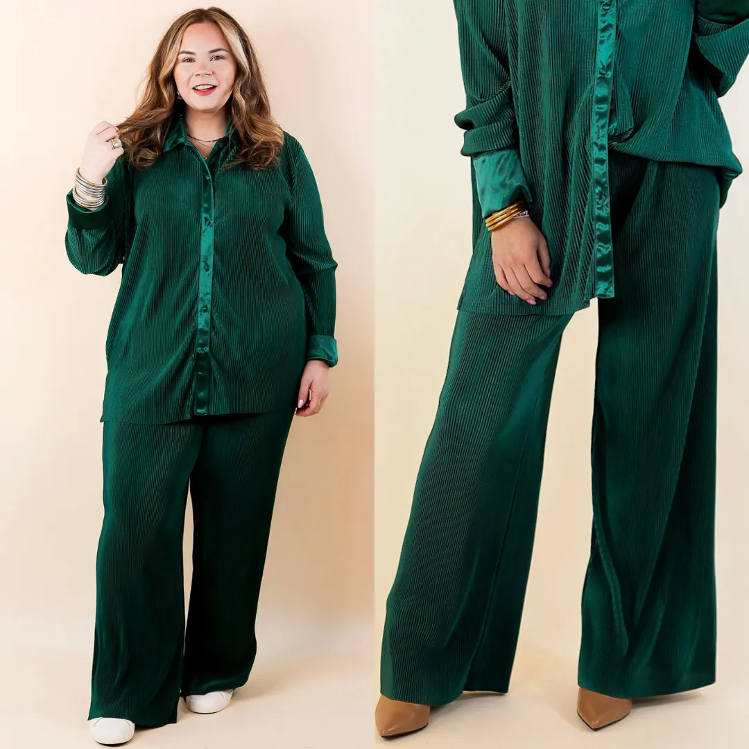 Dazzling Satin Plissé Ribbed Pants in Green