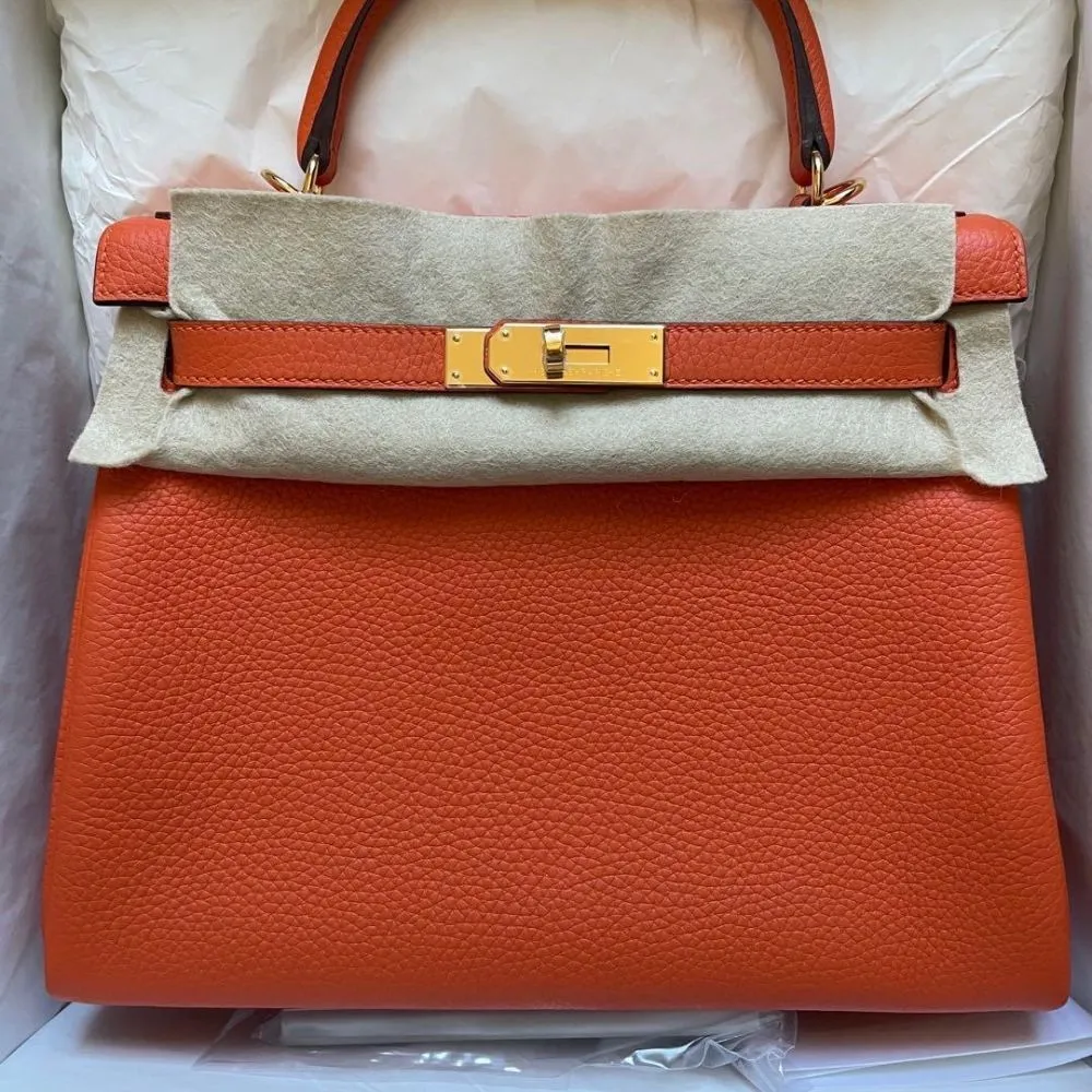 Hermès Kelly 28 Feu Togo Gold Hardware GHW