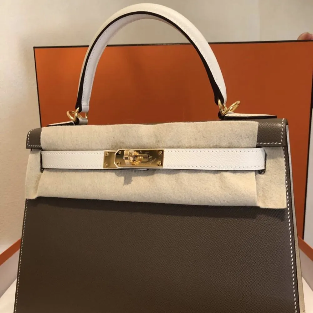 Hermès Kelly HSS 28 Etoupe/Craie Sellier Epsom Gold Hardware GHW