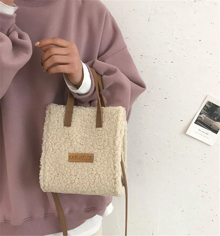 Lamb Wool Shoulder Bag - Anne