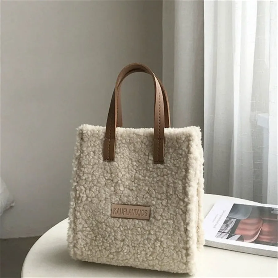 Lamb Wool Shoulder Bag - Anne