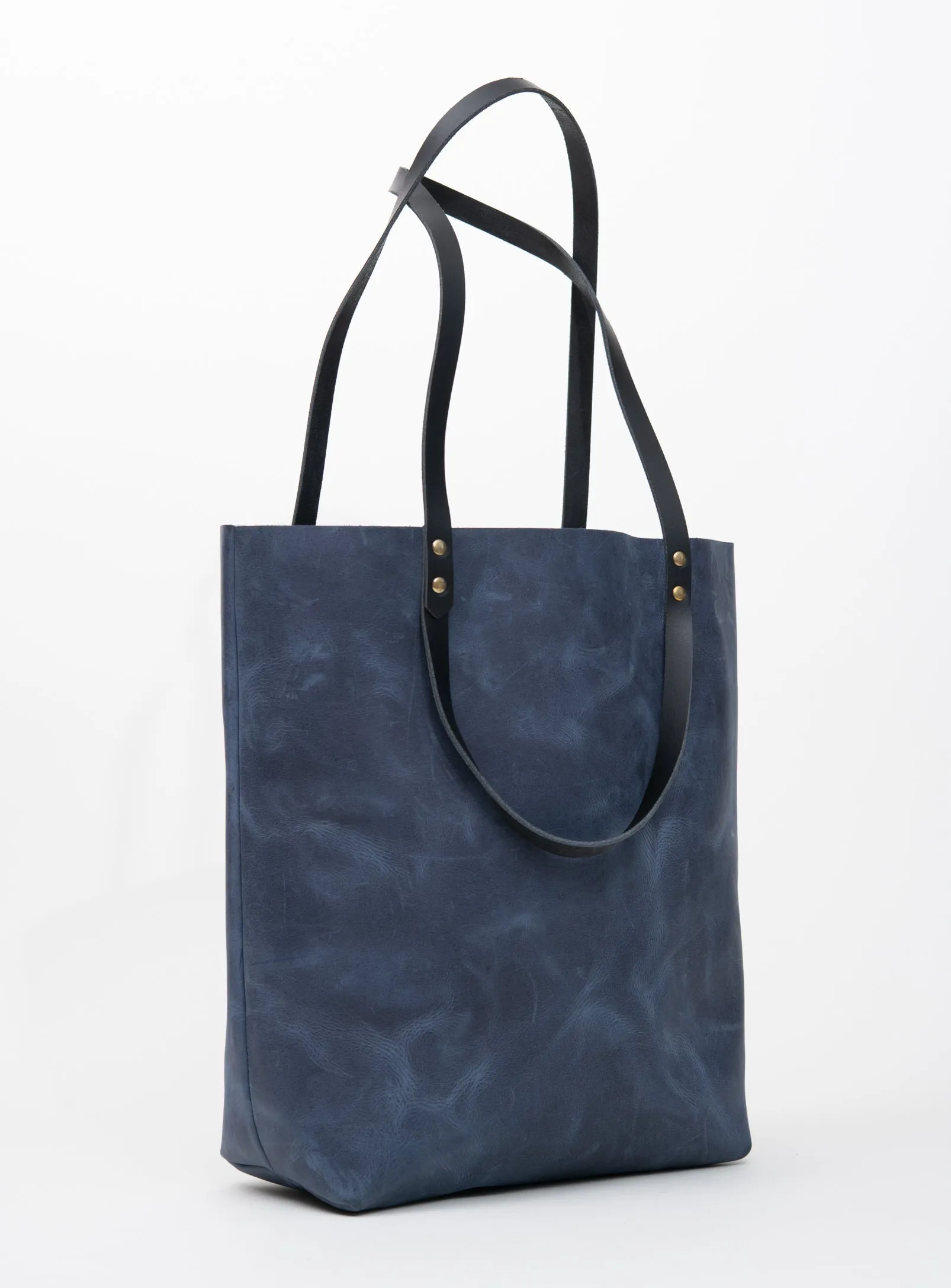 Leather minimalist tote bag MOLSON model