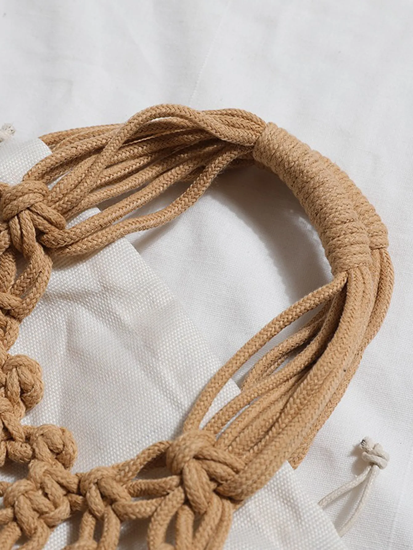 Minimalist Straw Bag With Inner Pouch