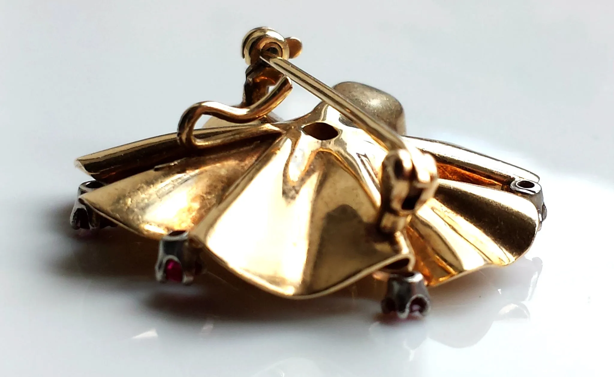 Rare Vintage Retro Tiffany & Co. Mid-century Modernist 1940s 14k Gold & Ruby Flower Brooch