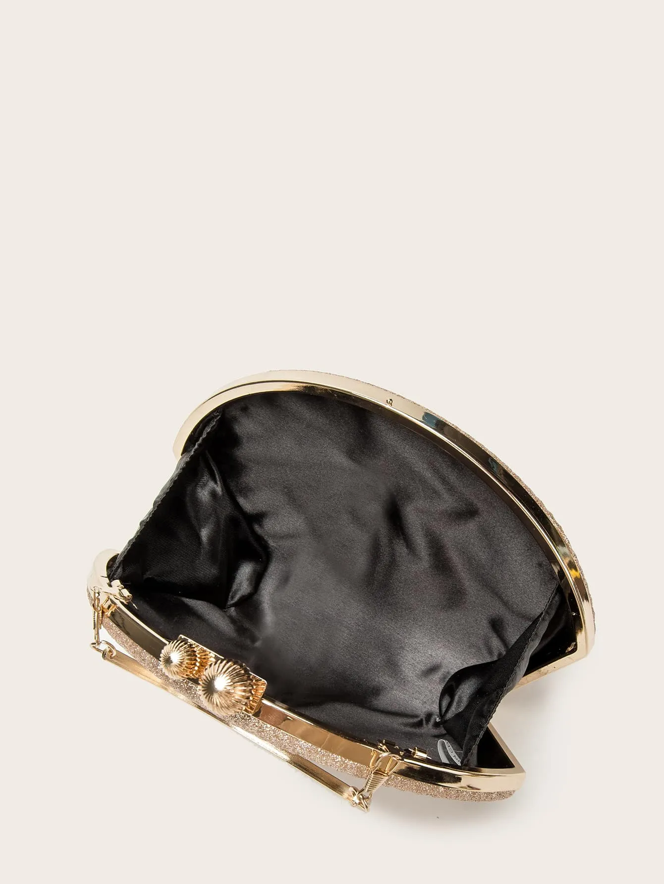 Shell Shaped Chain Bag