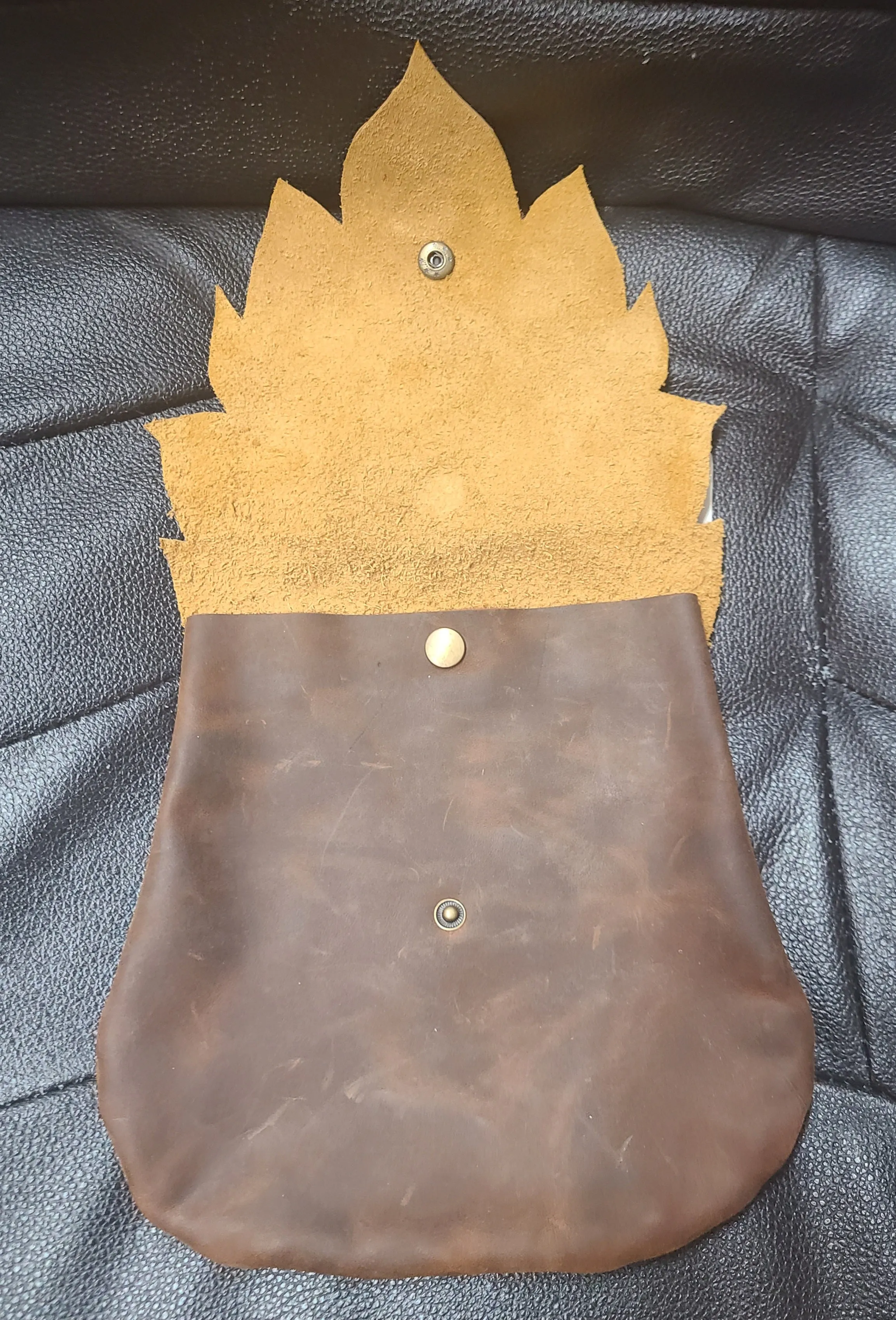 Tan Leather Leaf Belt Bag