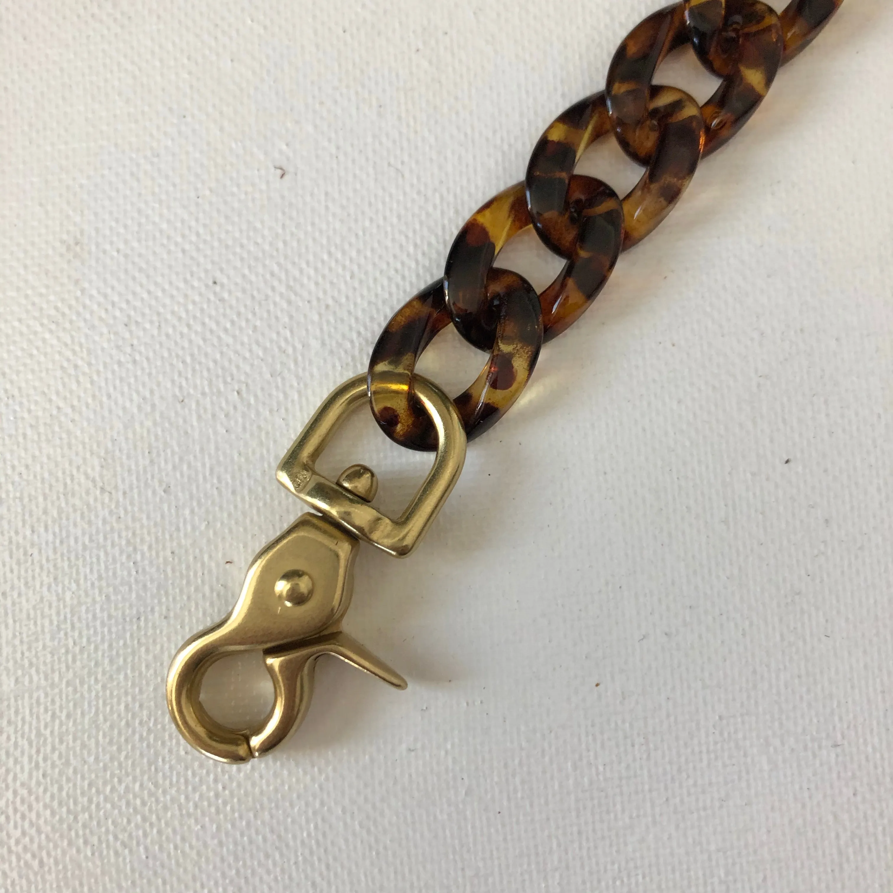 Tortoise Shell Shorty Chain - 13.5"