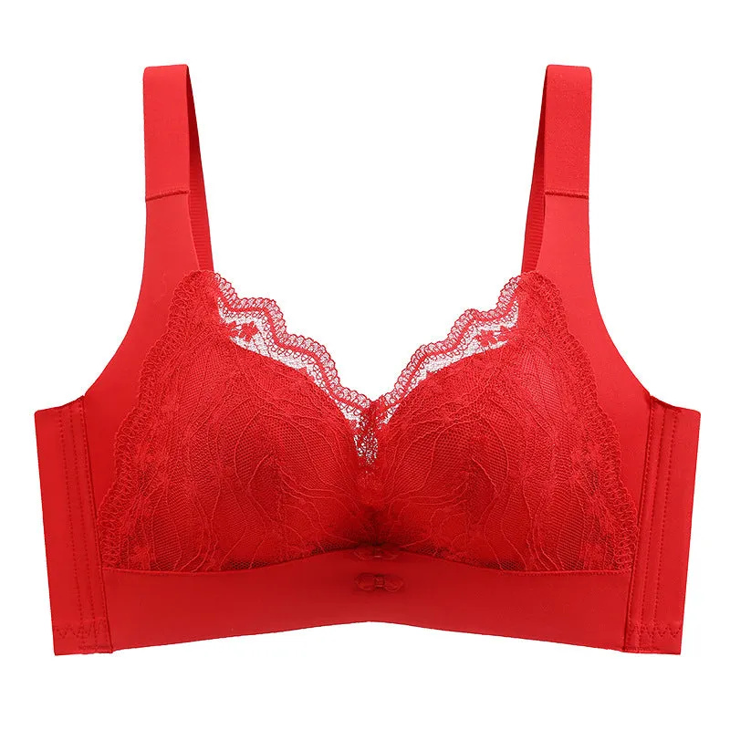 Underwear for women with large breasts showing small and thin adjustable push-up lace seamless and wire-free push-up bra to collect secondary breasts